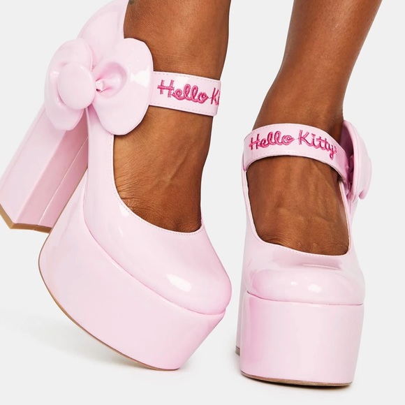 💗Hello Kitty x Dolls Kill💗 Pink Patent Platforms - Picture 10 of 14